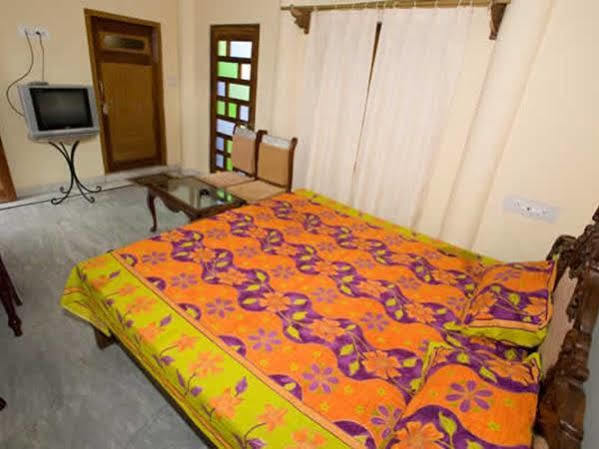 Hotel Aroma Pushkar Zewnętrze zdjęcie
